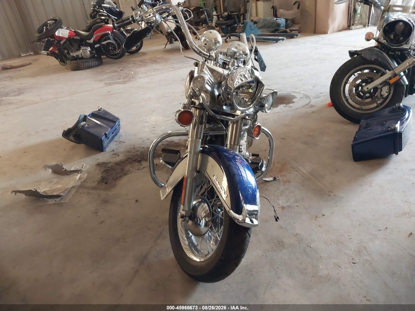 HARLEY-DAVIDSON FLSTCI 2006
