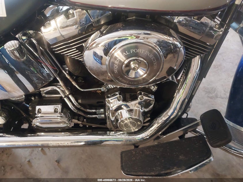 HARLEY-DAVIDSON FLSTCI 2006