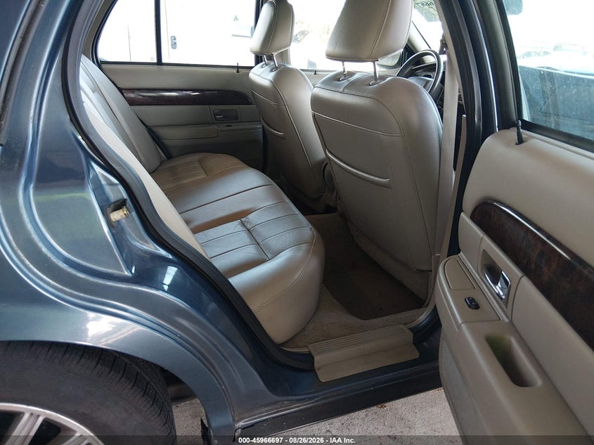 MERCURY GRAND MARQUIS 2008 VIN 2MEFM75V78X648023