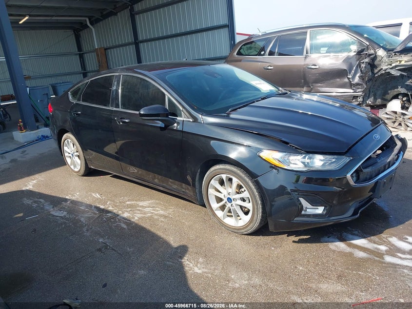 Vin: 3fa6p0lu4kr180015, lot: 46465935, ford fusion hybrid se 2019 img_1
