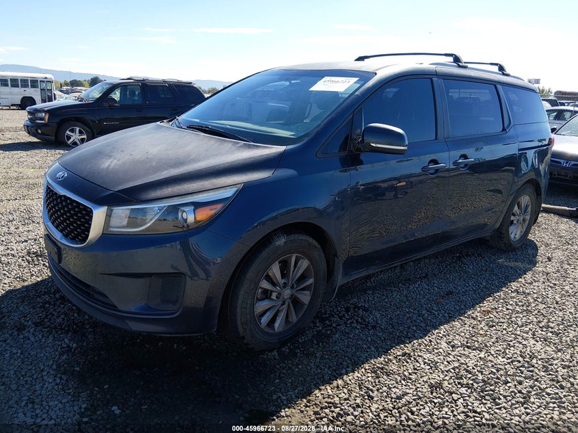 2016 Kia Sedona, Right Front, IAAI, VIN KNDMB5C14G6201792 — photo 2