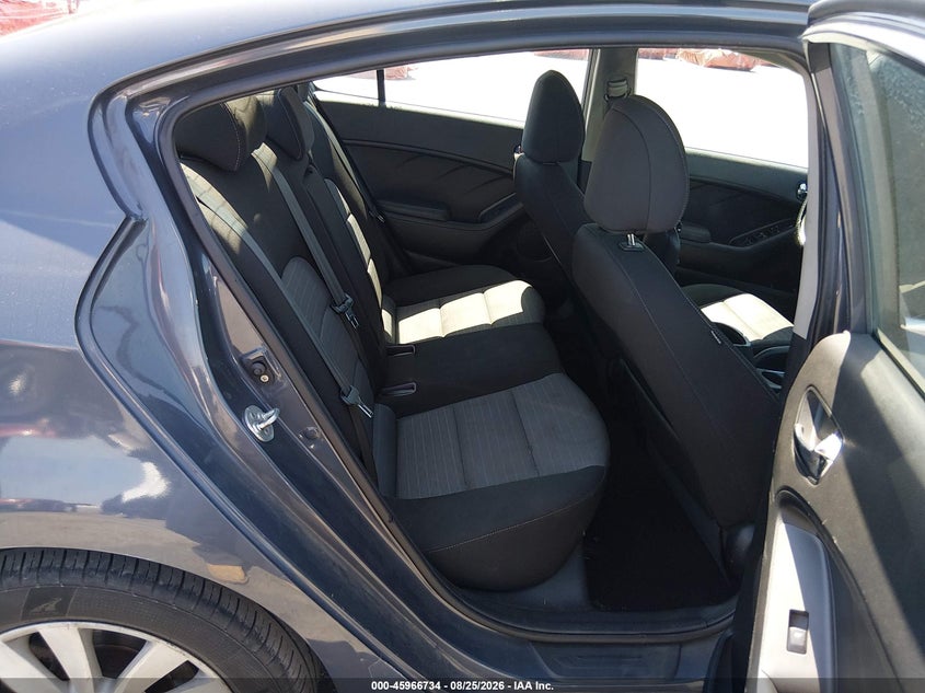 2014 KIA FORTE auction photo 8