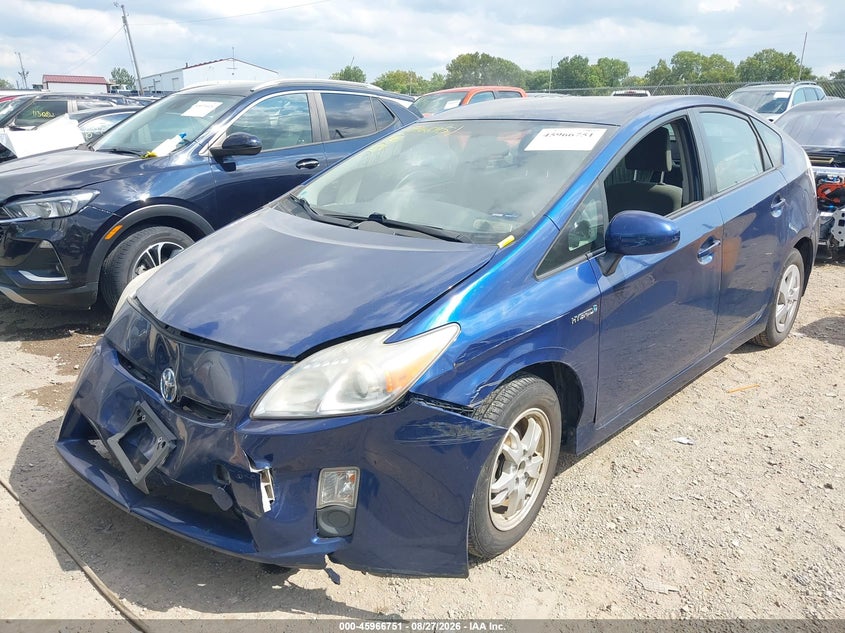 2010 Toyota Prius, Front End, IAAI, VIN JTDKN3DU7A0225560 — photo 2