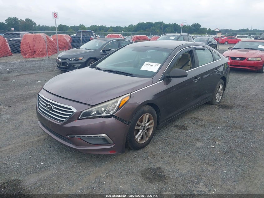 2015 HYUNDAI SONATA auction photo 2