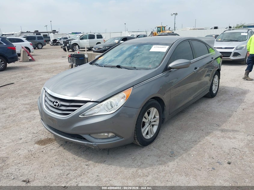 2013 HYUNDAI SONATA SEDAN 2.4L I-4 DI, DOHC, VVT, 198HP