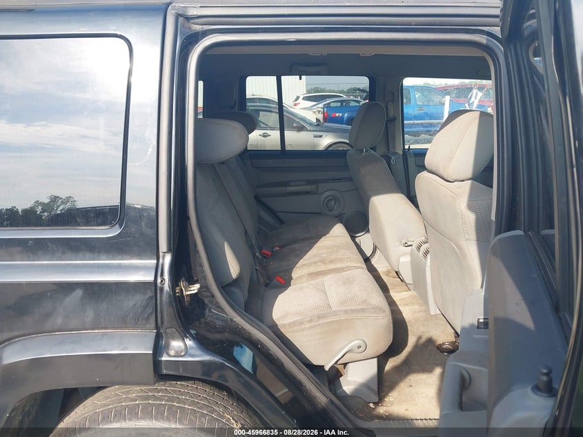 2007 JEEP COMMANDER auction photo 8
