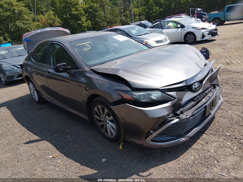 TOYOTA CAMRY - zdjęcie 1