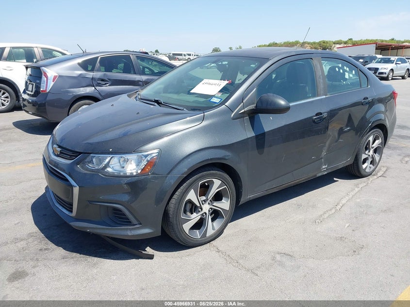 2020 CHEVROLET SONIC auction photo 2