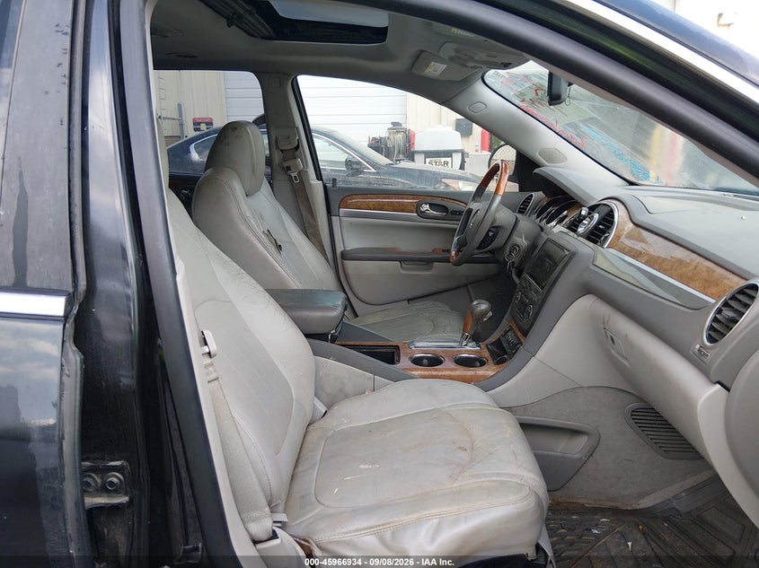 2011 BUICK ENCLAVE auction photo 5
