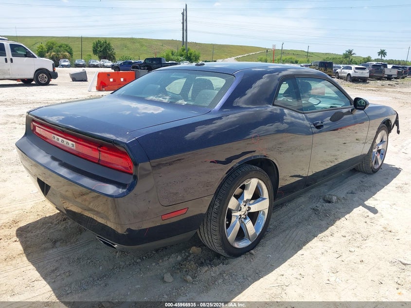 2011 DODGE CHALLENGER auction photo 4