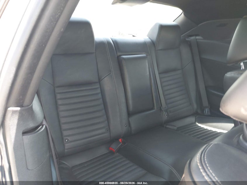 2011 DODGE CHALLENGER auction photo 8