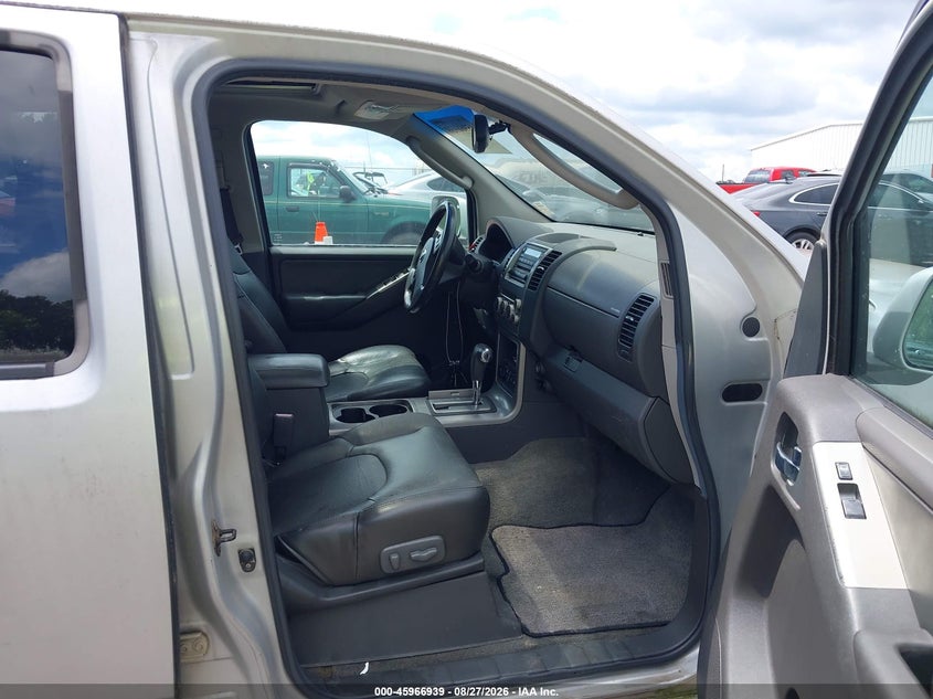 2005 NISSAN PATHFINDER auction photo 5