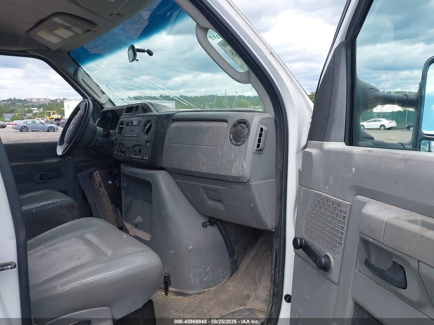 2013 FORD E-250 auction photo 5