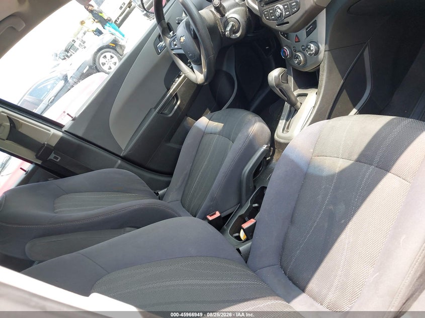 2012 CHEVROLET SONIC auction photo 5
