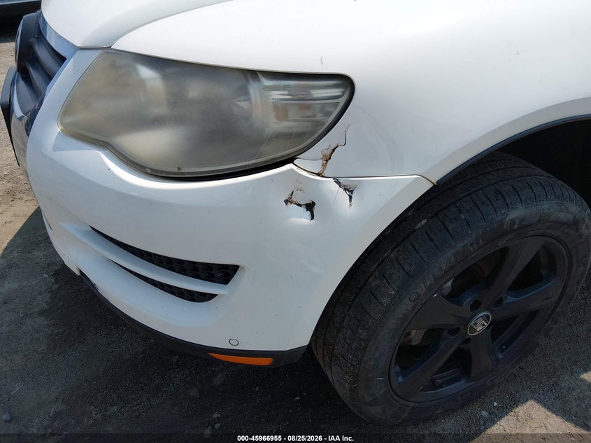 2009 VOLKSWAGEN TOUAREG 2 auction photo 6