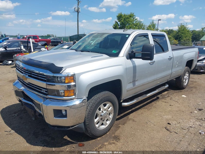 2015 Chevrolet Silverado, Удар спереди, IAAI, VIN 1GC1CWE88FF114623 — фото 2