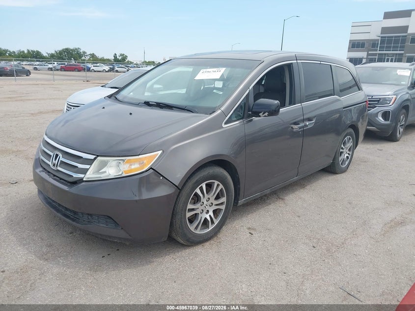 2011 Honda Odyssey, Удар спереди, IAAI, VIN 5FNRL5H66BB019693 — фото 2
