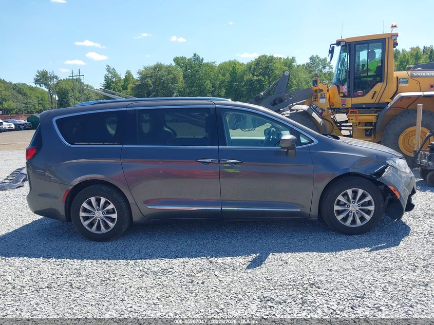 CHRYSLER PACIFICA - zdjęcie 13