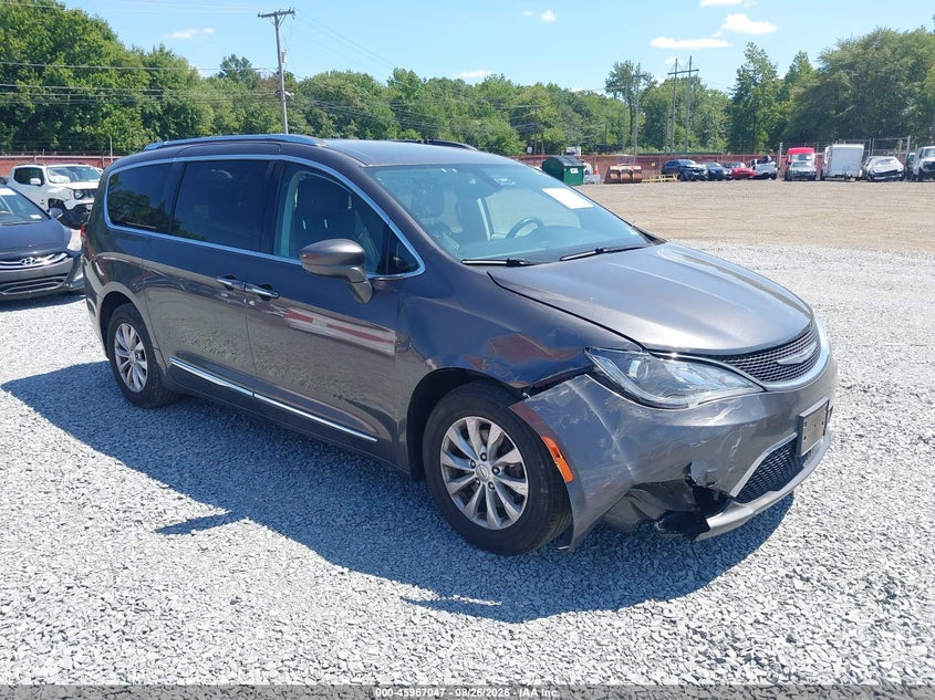CHRYSLER PACIFICA - zdjęcie 17