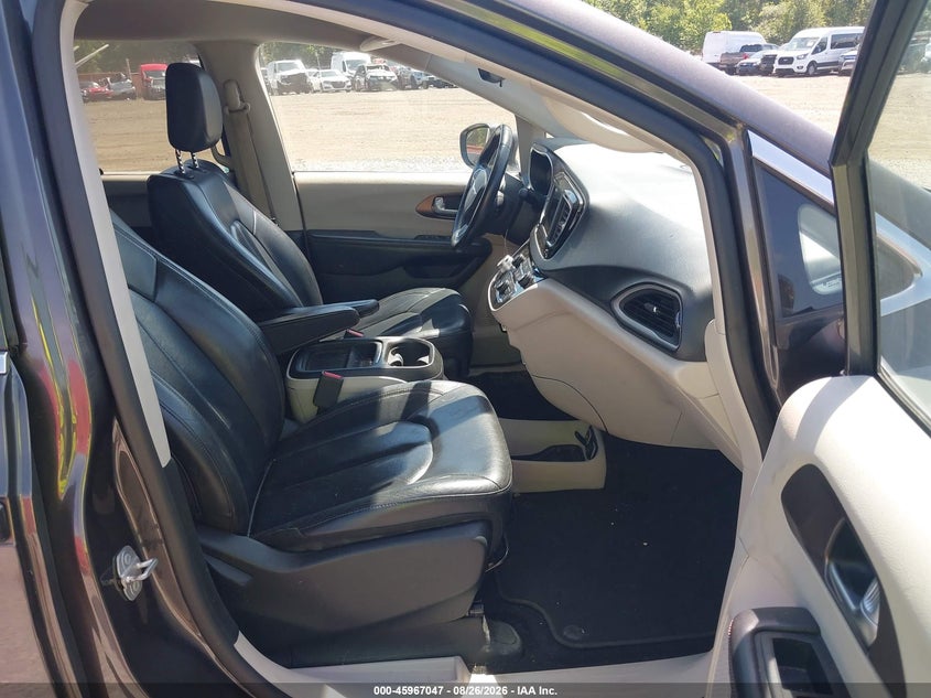 CHRYSLER PACIFICA - zdjęcie 5