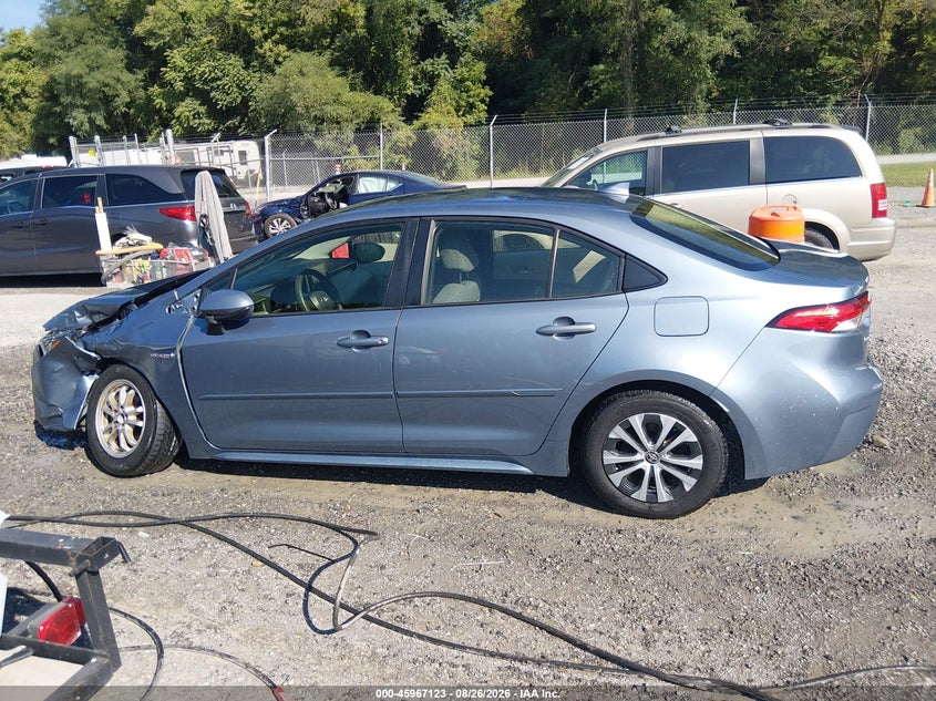 TOYOTA COROLLA - zdjęcie 15