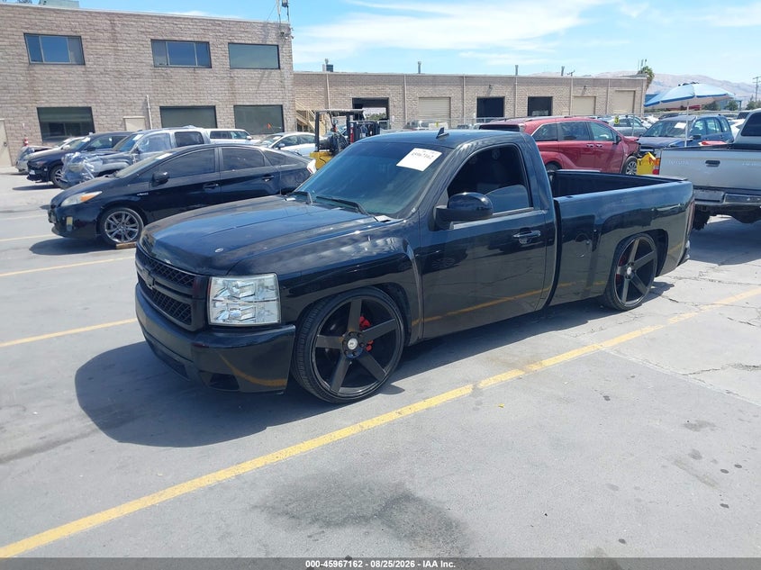 2007 Chevrolet Silverado, Right Rear, IAAI, VIN 1GCEC14017Z502633 — photo 2