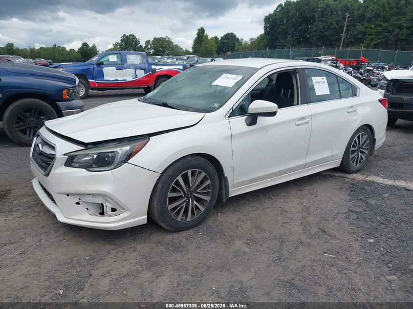 2018 Subaru Legacy, Front End, IAAI, VIN 4S3BNAC61J3035081 — photo 2