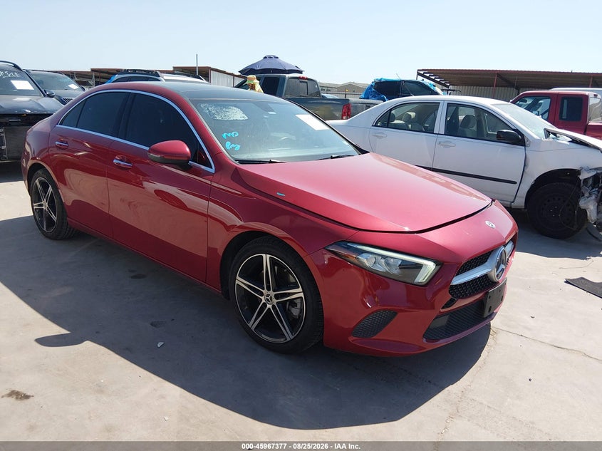 2021 MERCEDES-BENZ A 220