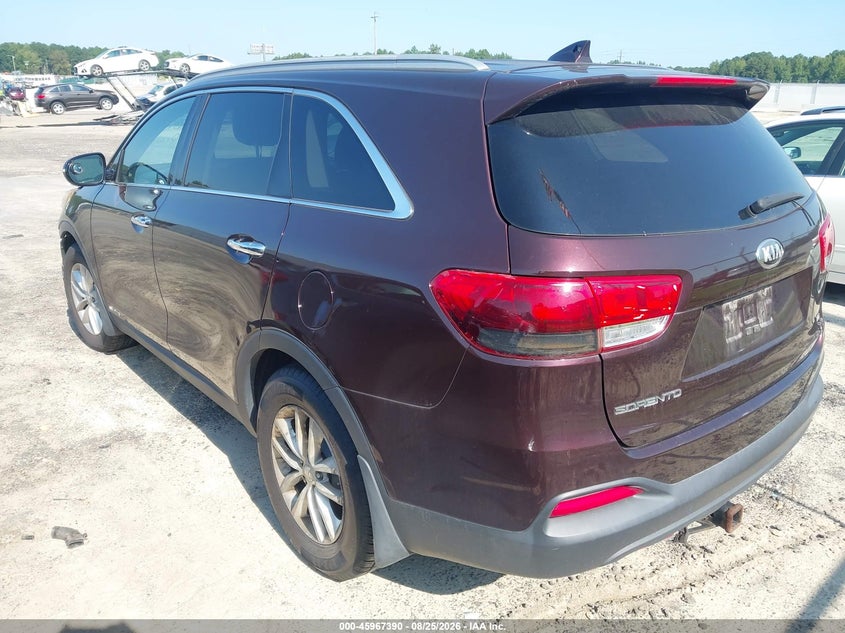2016 KIA SORENTO auction photo 3