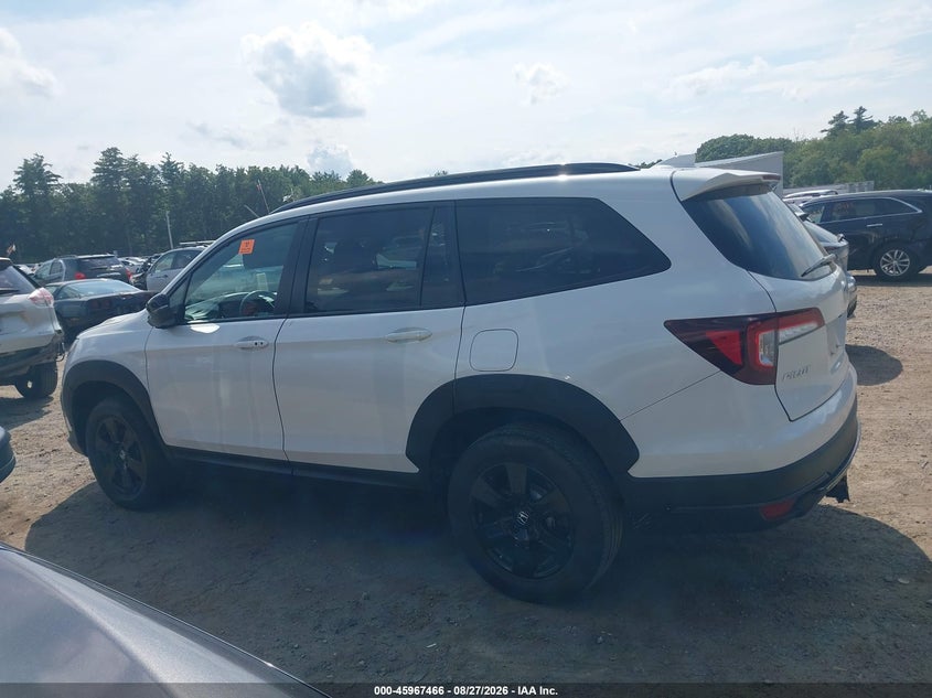 HONDA PILOT 2022 VIN 5FNYF6H86NB104855