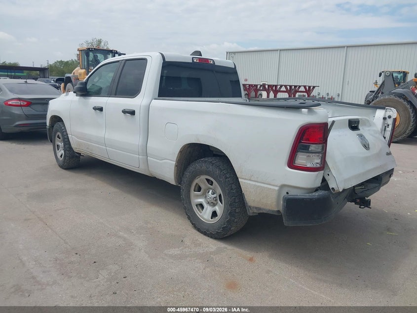 2023 RAM 1500 auction photo 3