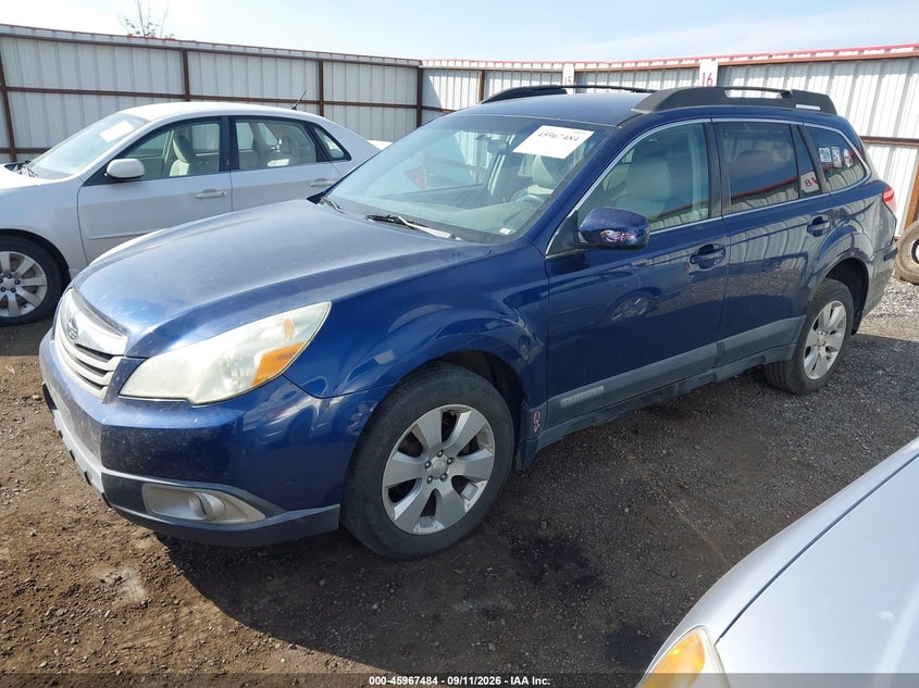 2011 Subaru Outback, Left Side, IAAI, VIN 4S4BRBCC2B3310986 — photo 2