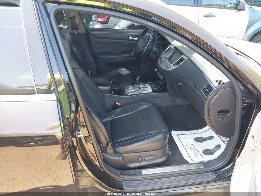 HYUNDAI GENESIS 2012 VIN KMHGC4DD0CU170684