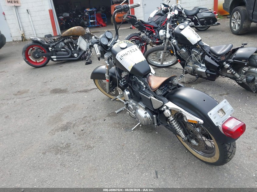 1996 HARLEY-DAVIDSON XL1200 auction photo 3