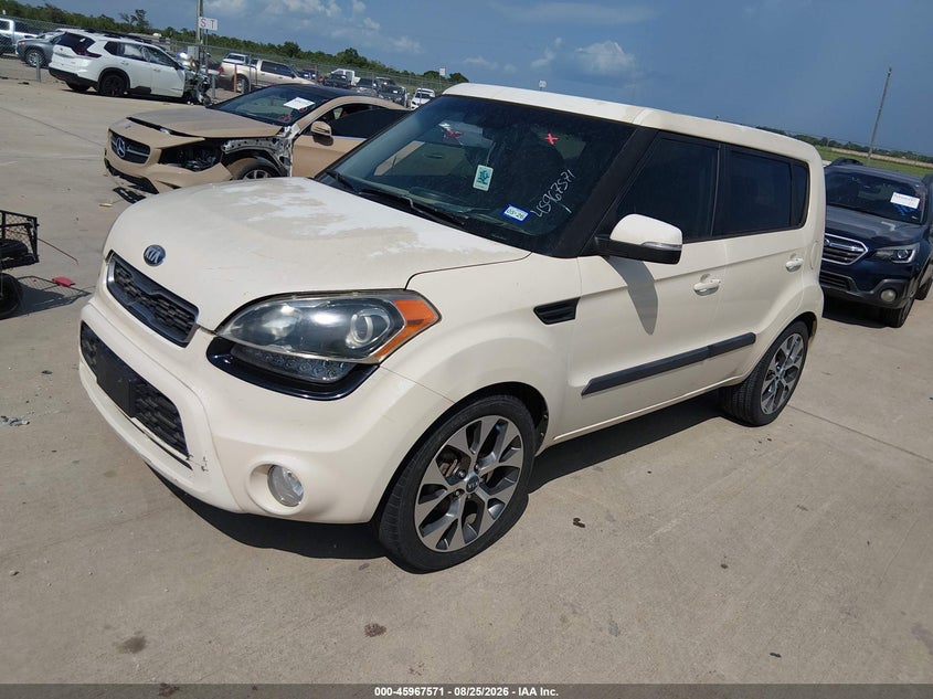 2013 KIA SOUL auction photo 2