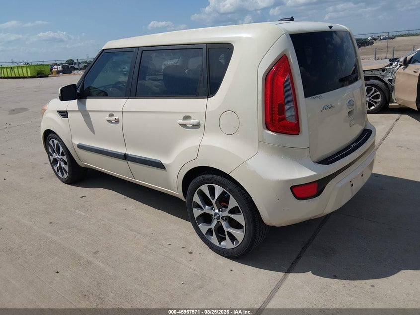 2013 KIA SOUL auction photo 3