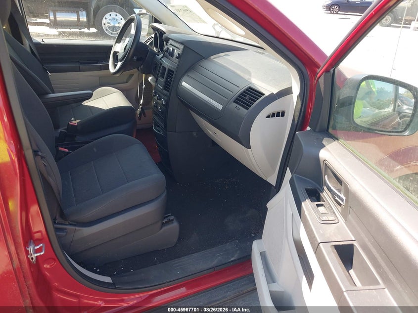 2008 DODGE GRAND CARAVAN auction photo 5