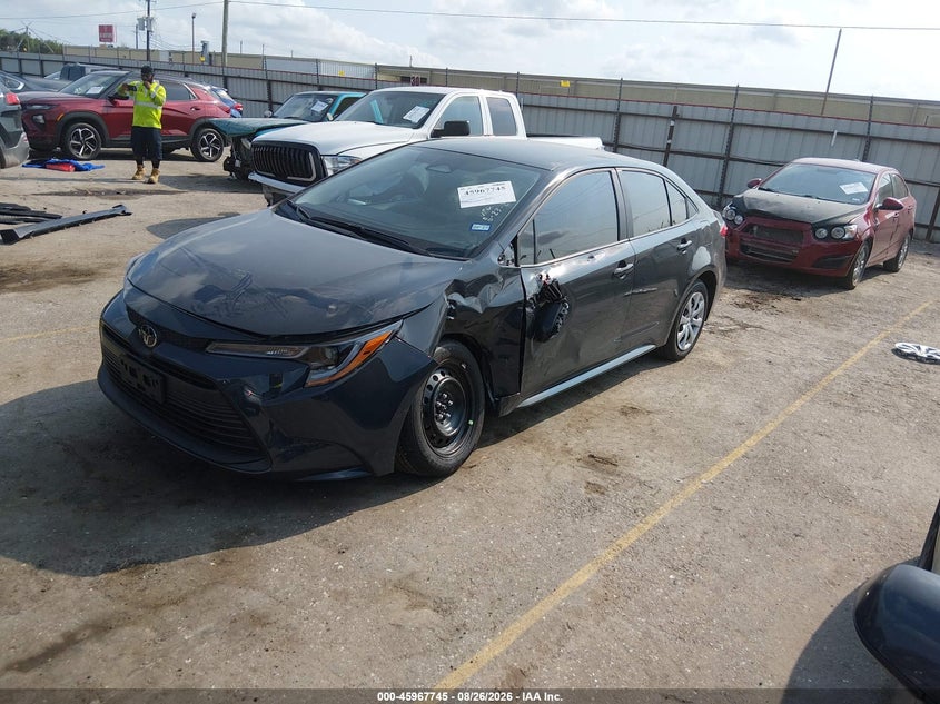 2026 Toyota Corolla, Left Front, IAAI, VIN 5YFB4MDE9TP479779 — photo 2