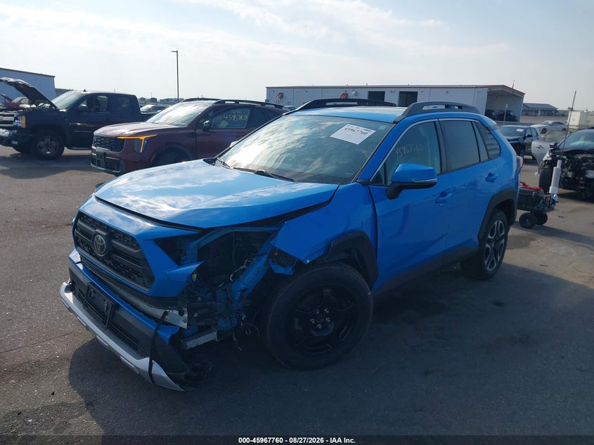 2019 Toyota RAV 4, Лівий перед, IAAI, VIN 2T3J1RFV2KW002839 — фото 2
