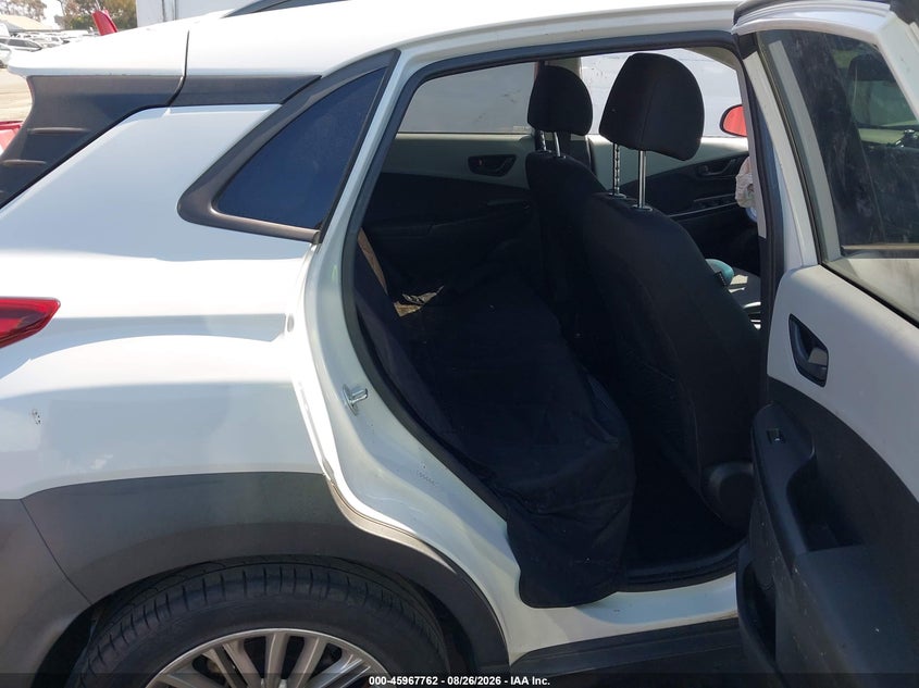 2020 HYUNDAI KONA auction photo 8