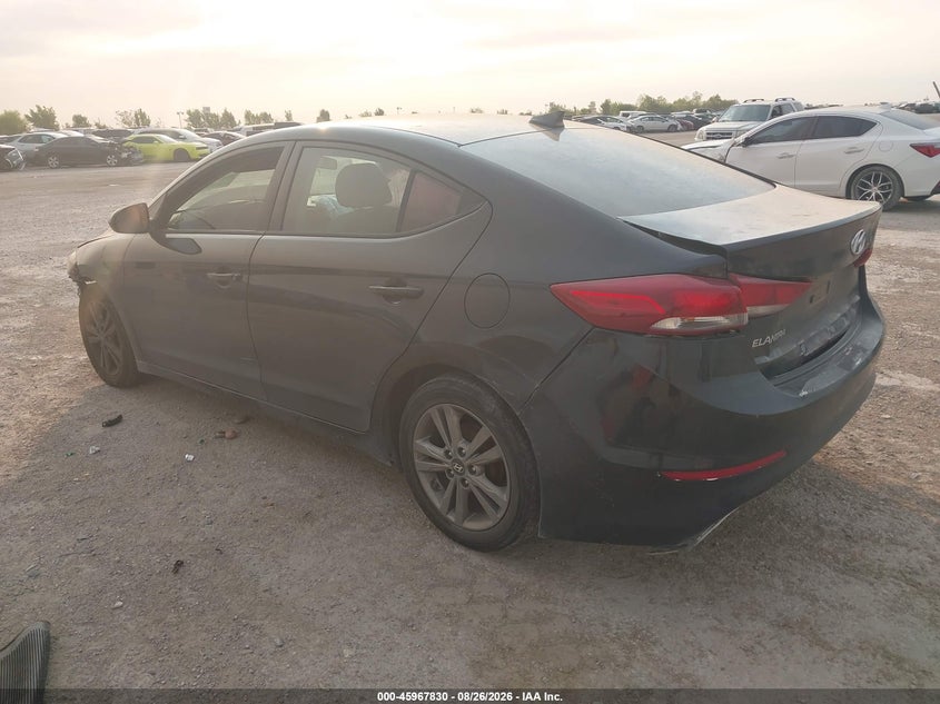 2017 HYUNDAI ELANTRA auction photo 3