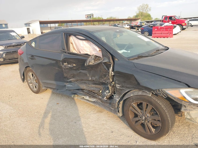 2017 HYUNDAI ELANTRA auction photo 6