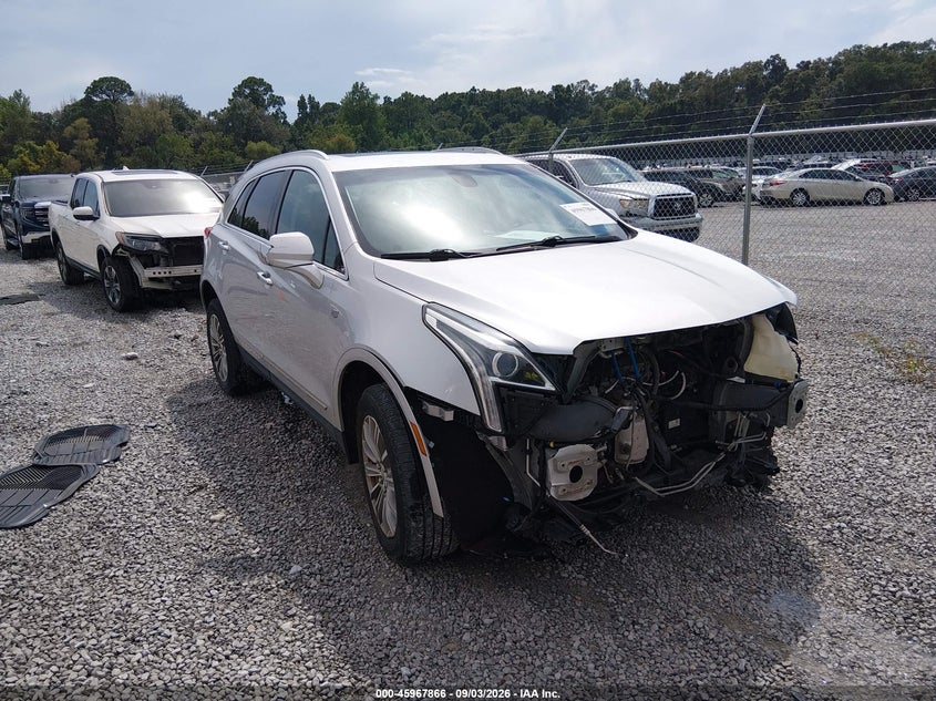 Vin: 1gyknbrs7hz179746, lot: 46467084, cadillac xt5 luxury 2017 img_1