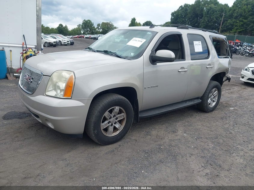 2007 GMC YUKON auction photo 2