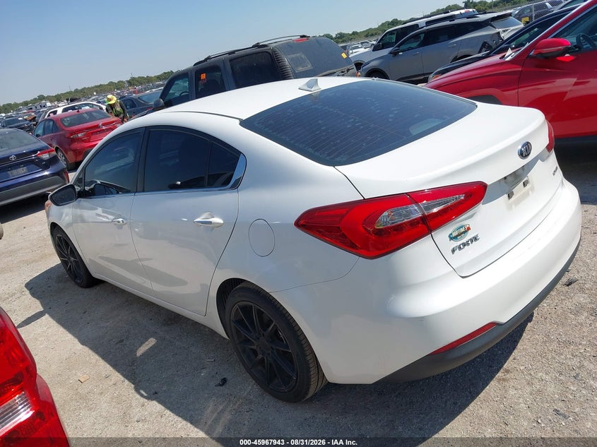 2015 KIA FORTE auction photo 3