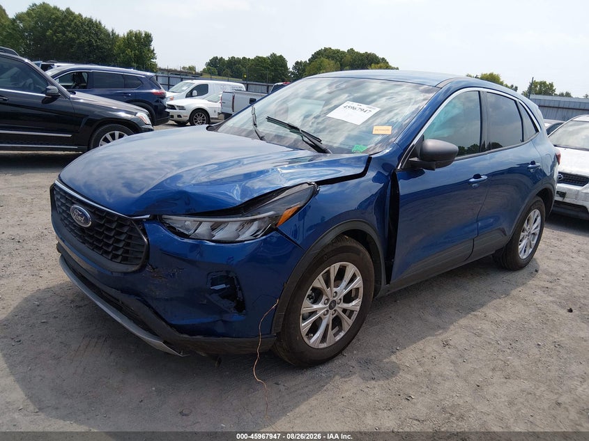 2023 Ford Escape, Front End, IAAI, VIN 1FMCU0GN3PUA50182 — photo 2