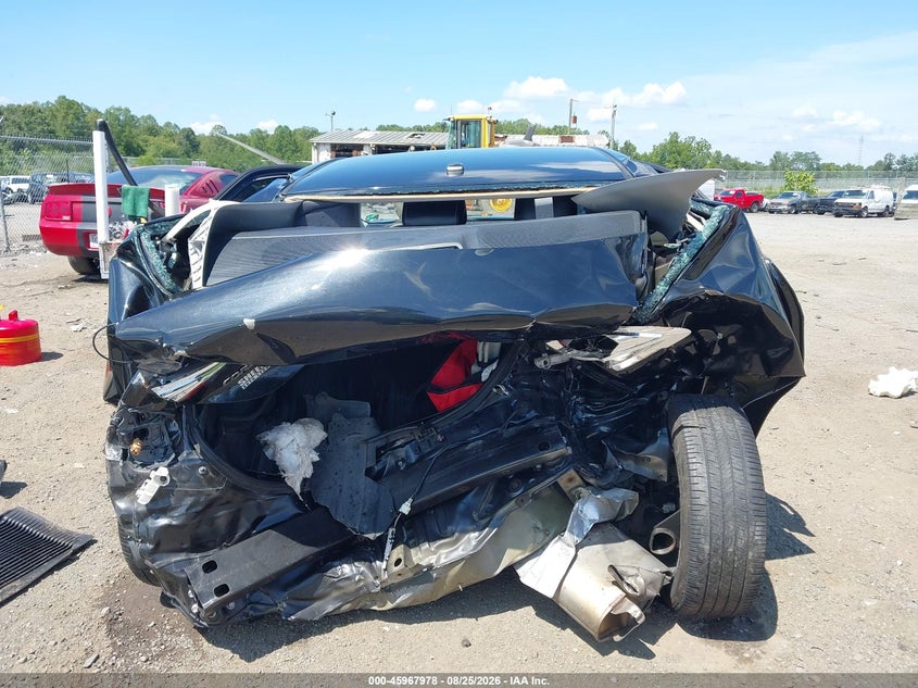 TOYOTA COROLLA 2018 VIN 2T1BURHE6JC025493