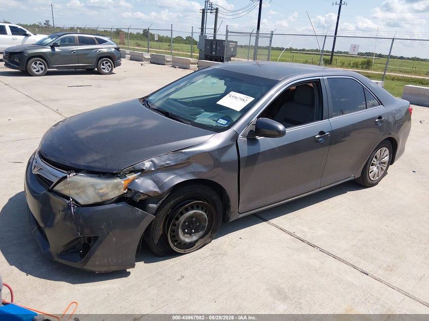 2014 Toyota Camry, Front End, IAAI, VIN 4T1BF1FK7EU422946 — photo 2