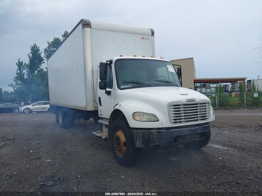 2003 FREIGHTLINER M2 auction photo 1