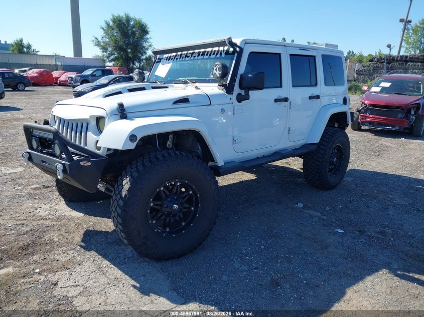 2014 Jeep Wrangler, Right Side, IAAI, VIN 1C4BJWEG0EL118750 — photo 2